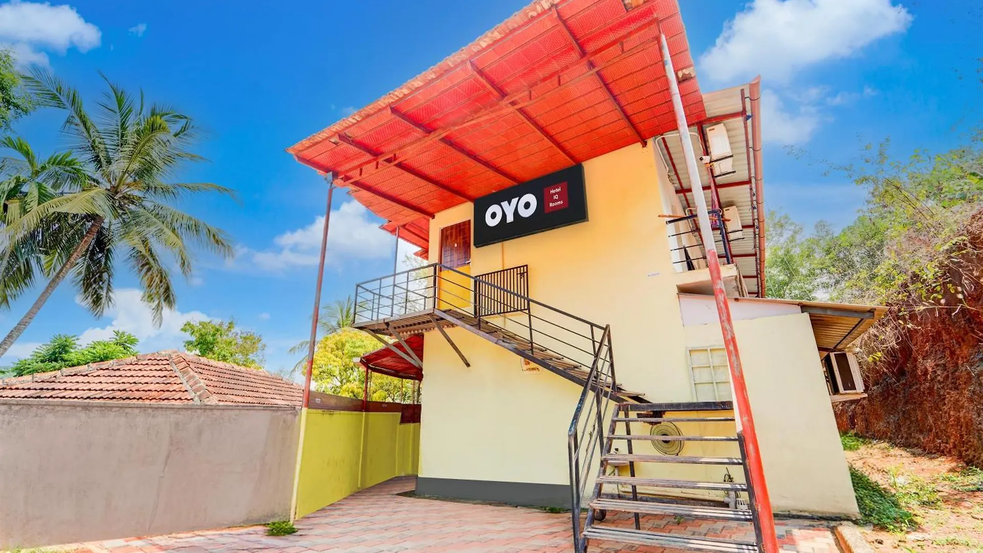 Hotel O Iq Rooms Varakal 3*,  India