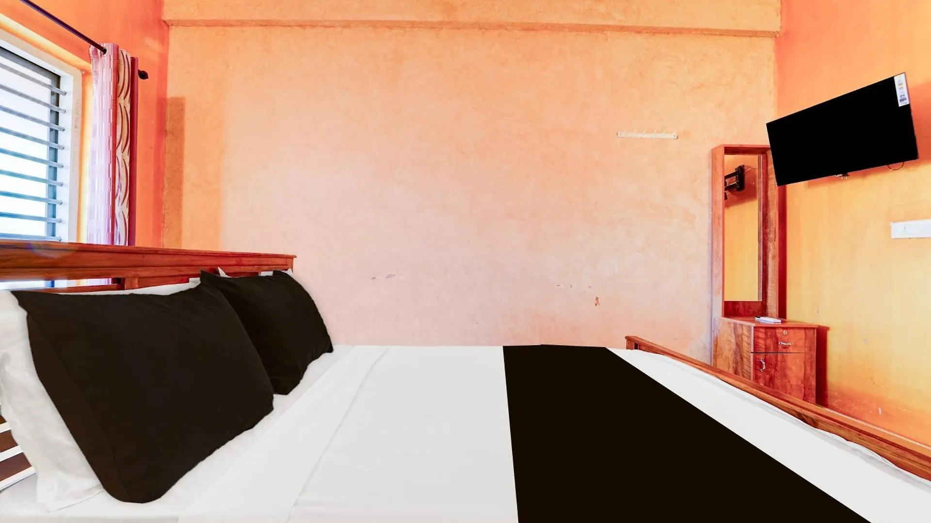 Hotel O Iq Rooms Varakal 3*,