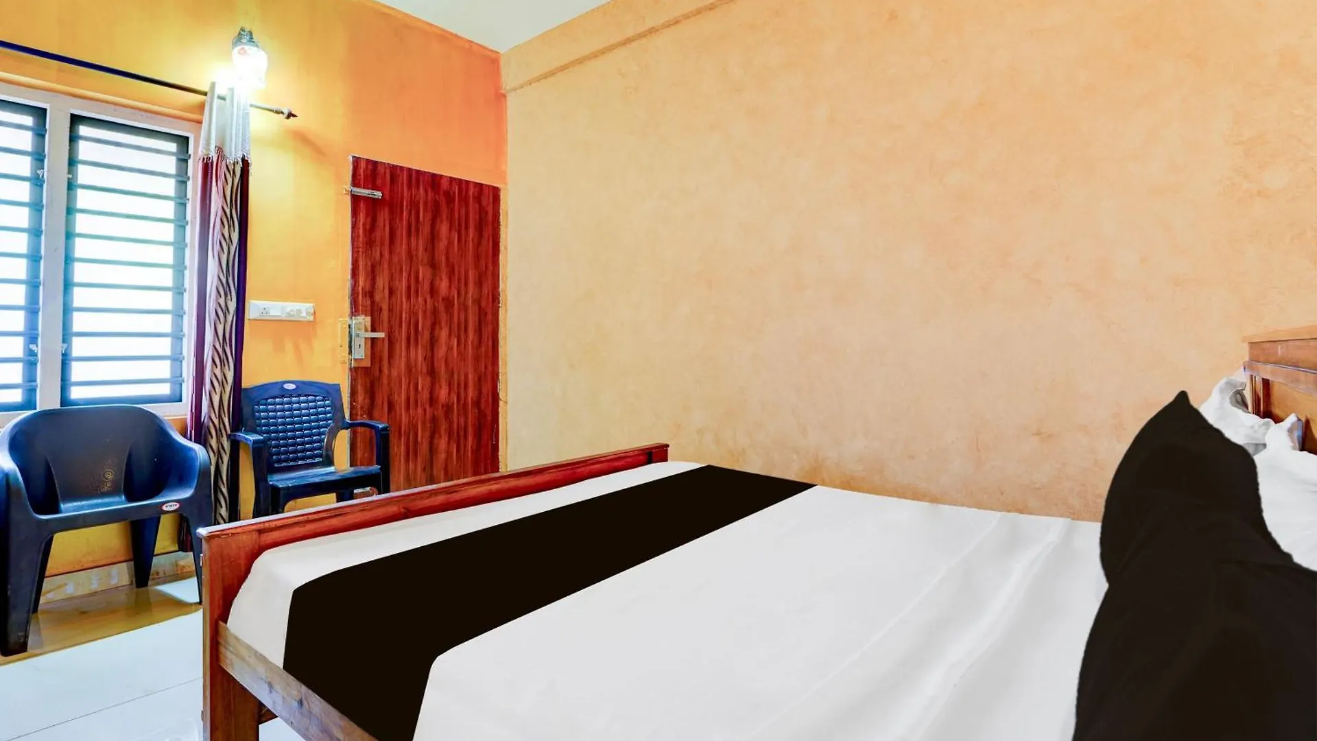 Hotel O Iq Rooms Varakal