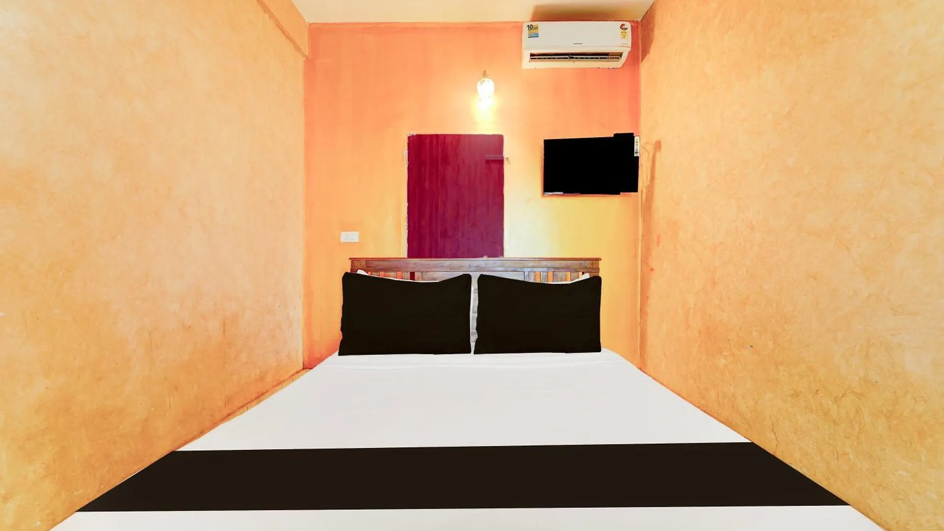 ***  Hotel O Iq Rooms Varakal India